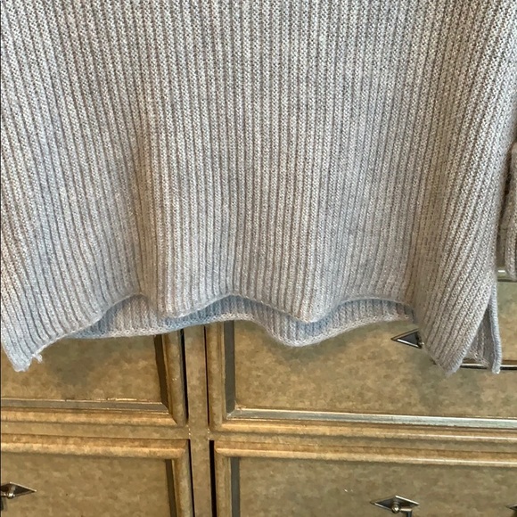 HOLISTIA GRAY SWEATER - Picture 5 of 8